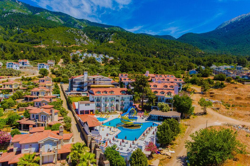 Sunshine Holiday Resort İncelemesi Tatil Rehberi